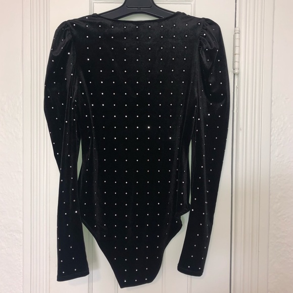 H&M bodysuit - Picture 2 of 3